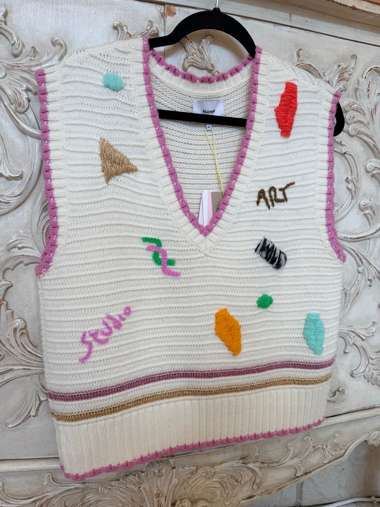 Numph Artsy Vest