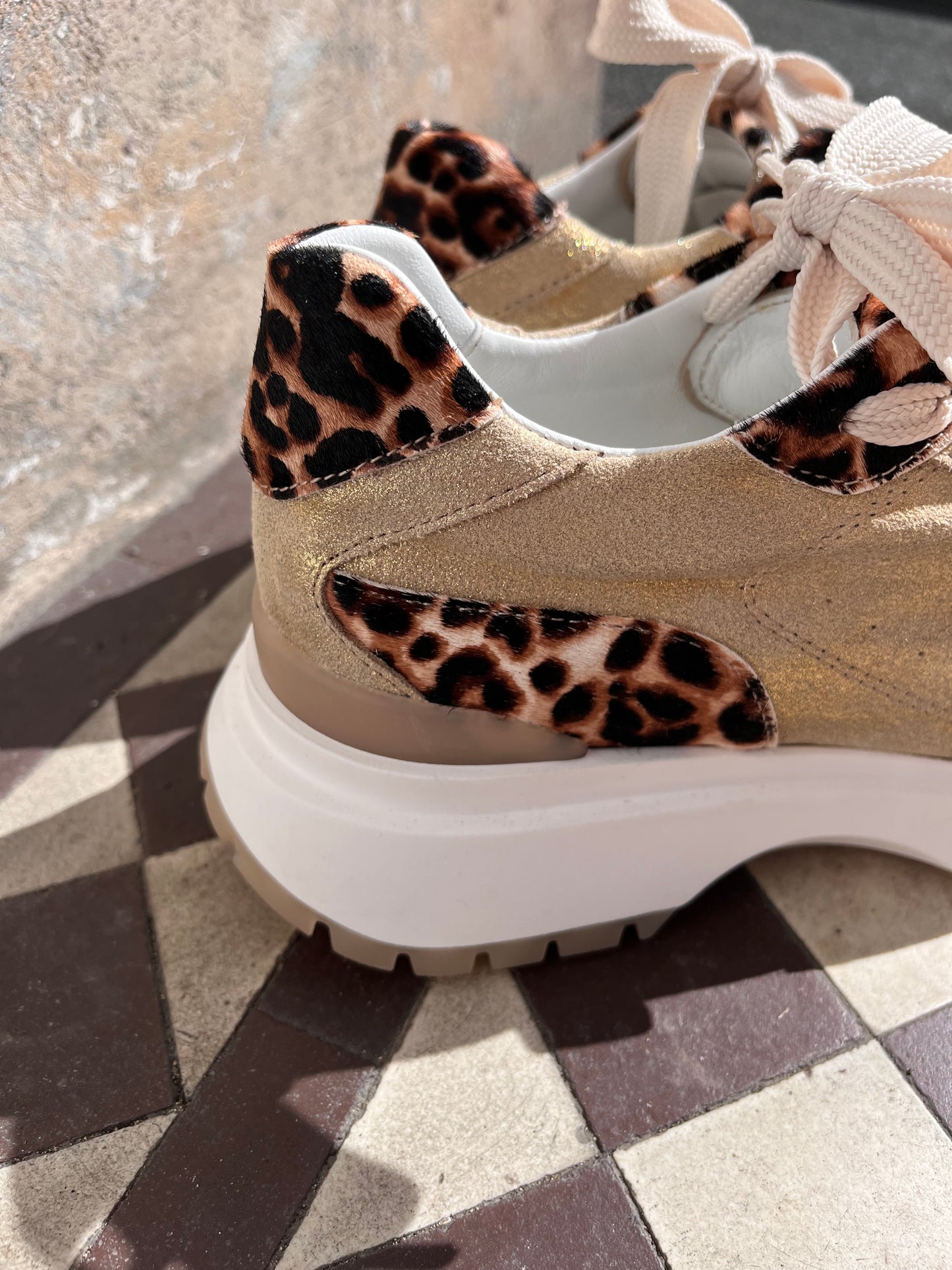 Nemonic Riva sneaker - gold