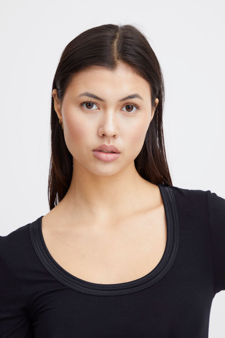 ICHI Zola Short Sleeve Top - Black