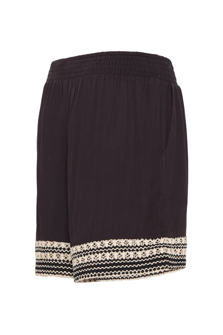 ICHI Ragni Shorts - Black