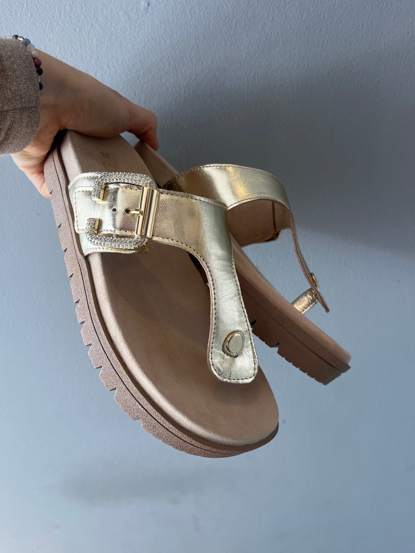 MT Toe Post Sandals - platinum