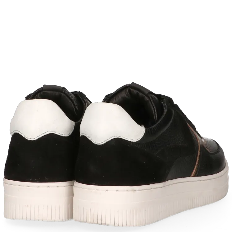 Maruti Momo Sneakers - Black
