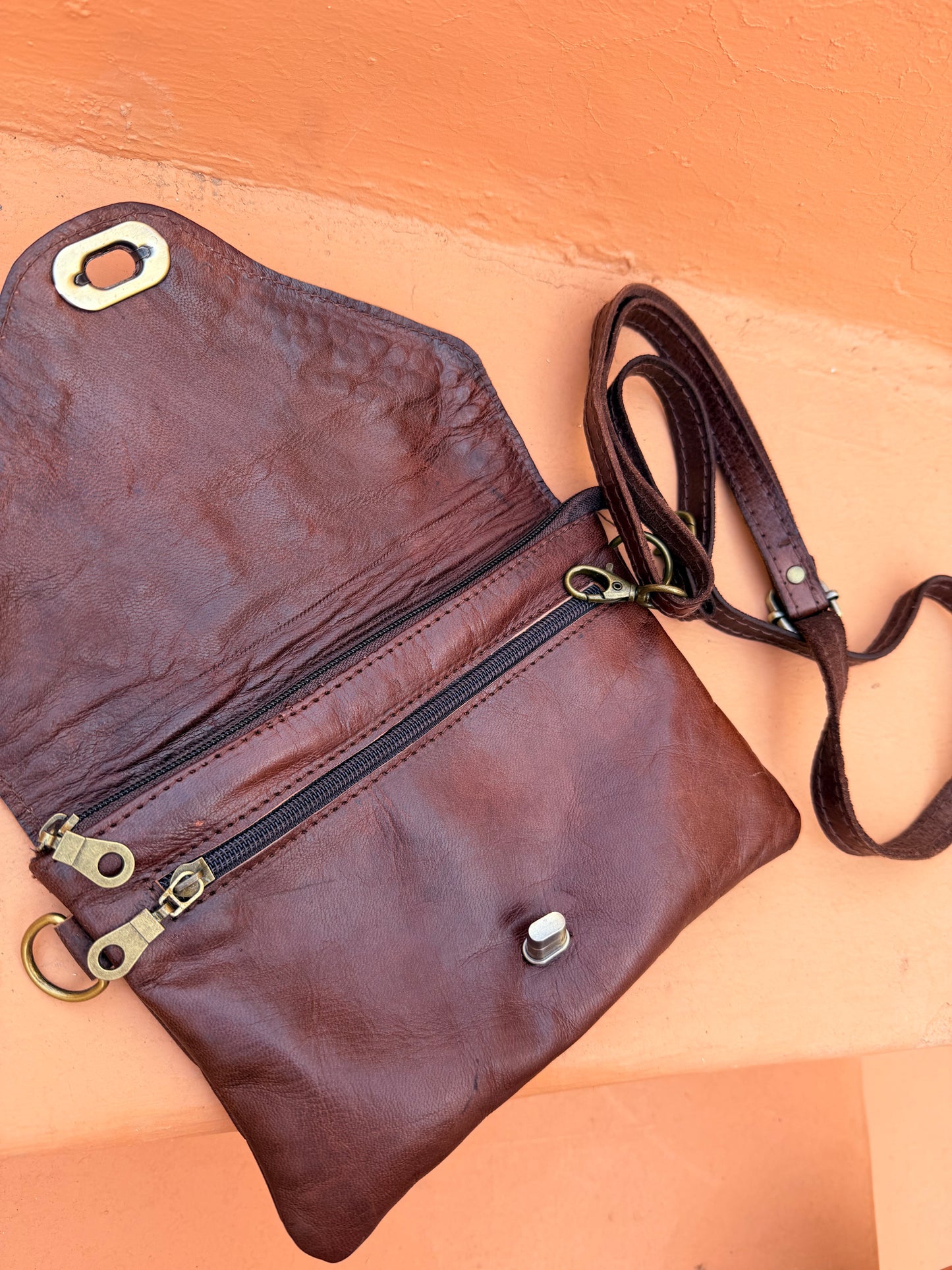 Maroc Leather Bag - chocolate/yellow stones