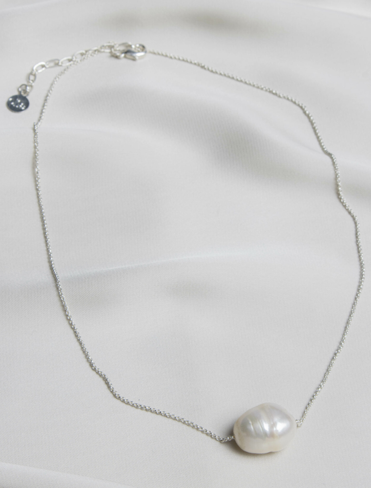 Olia pearl pendent- 2 colours