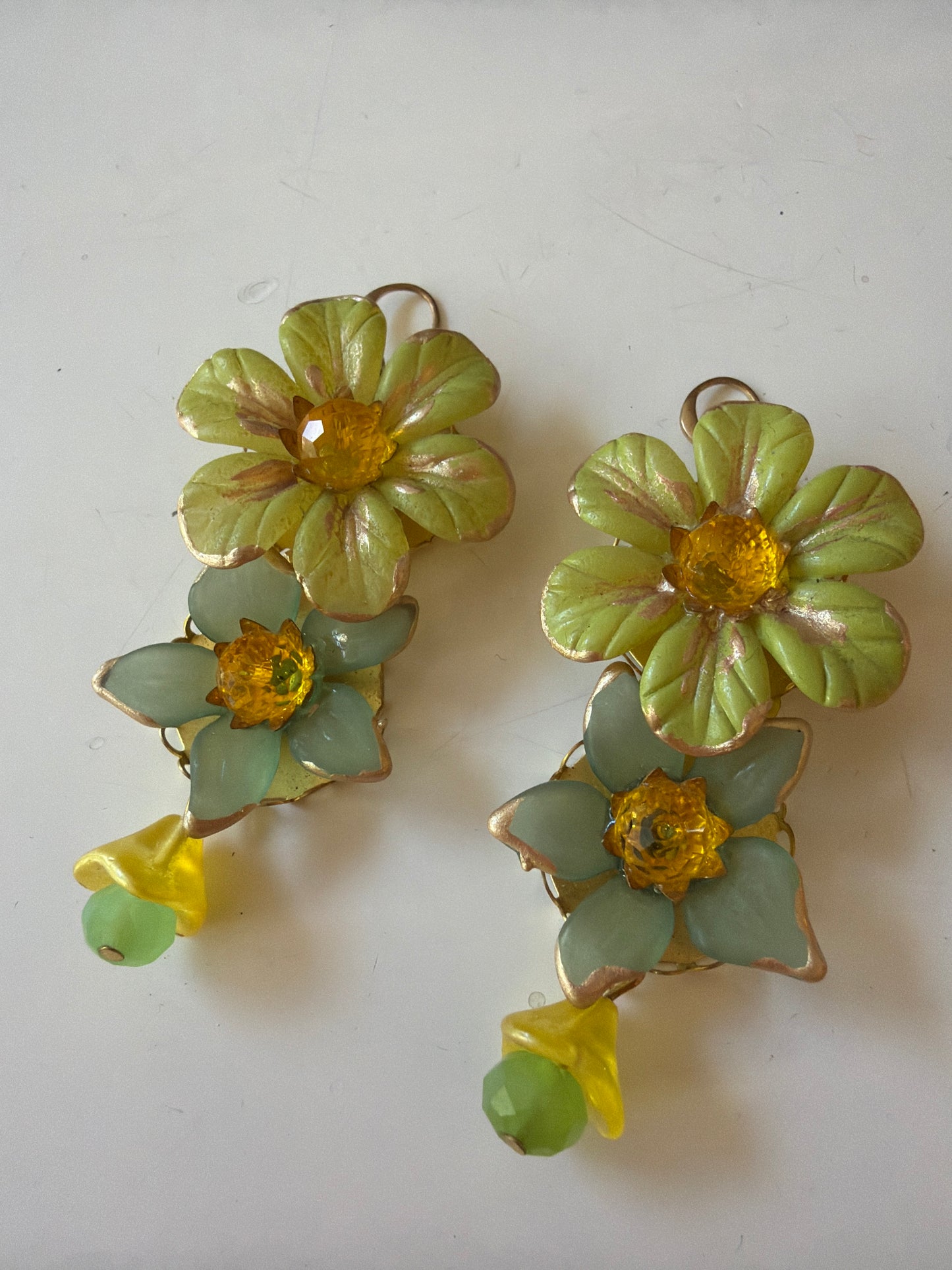 DW Double Flower Earrings - lime/green