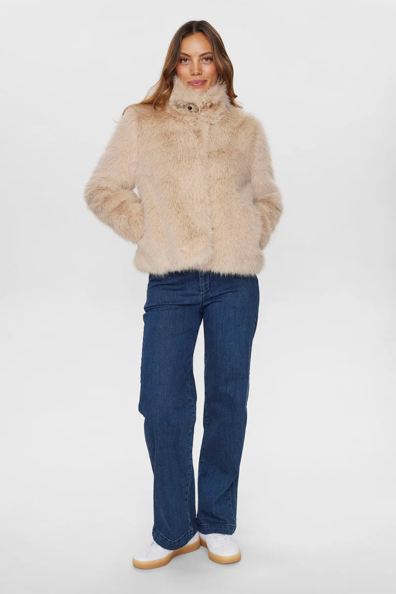 Numph Windy Fur Jacket