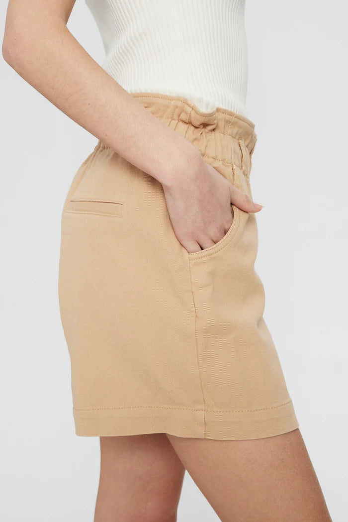 Numph Carlise Shorts - Sesame