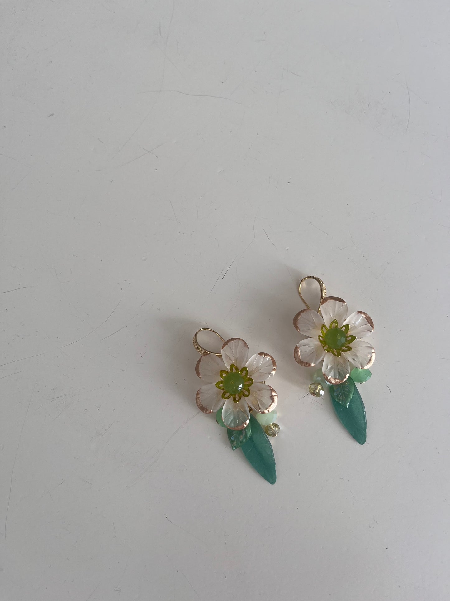 DW Flower Earrings - Clear/Green