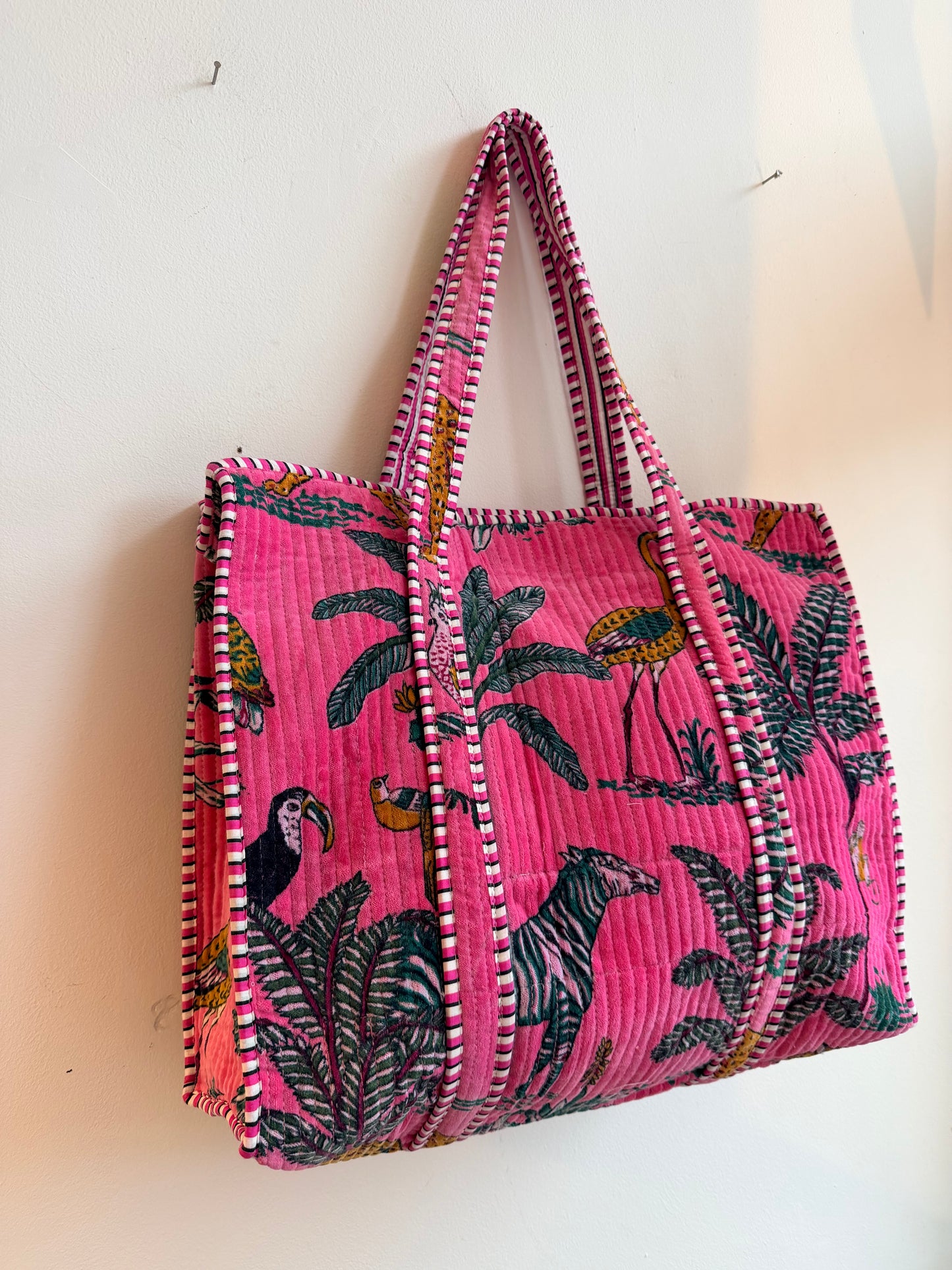 Velvet Jungle Shopper - pink