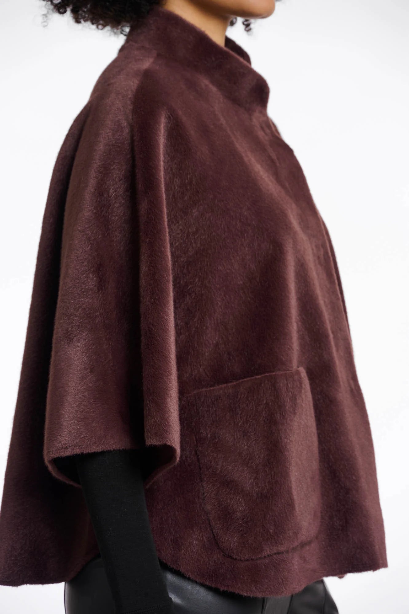 R&P Dewi Cape - Chocolate Bean