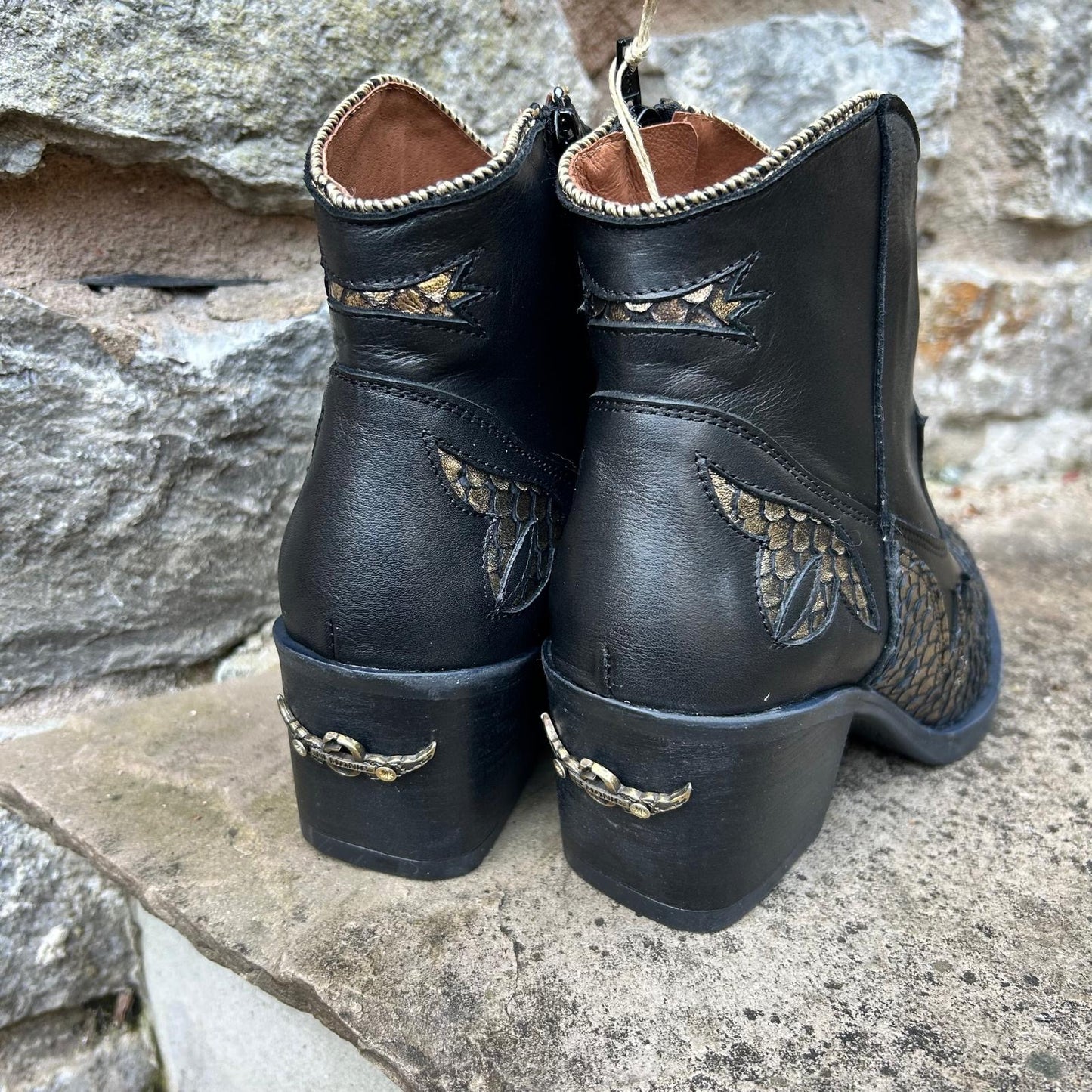 Nemonic boots - black/bronze