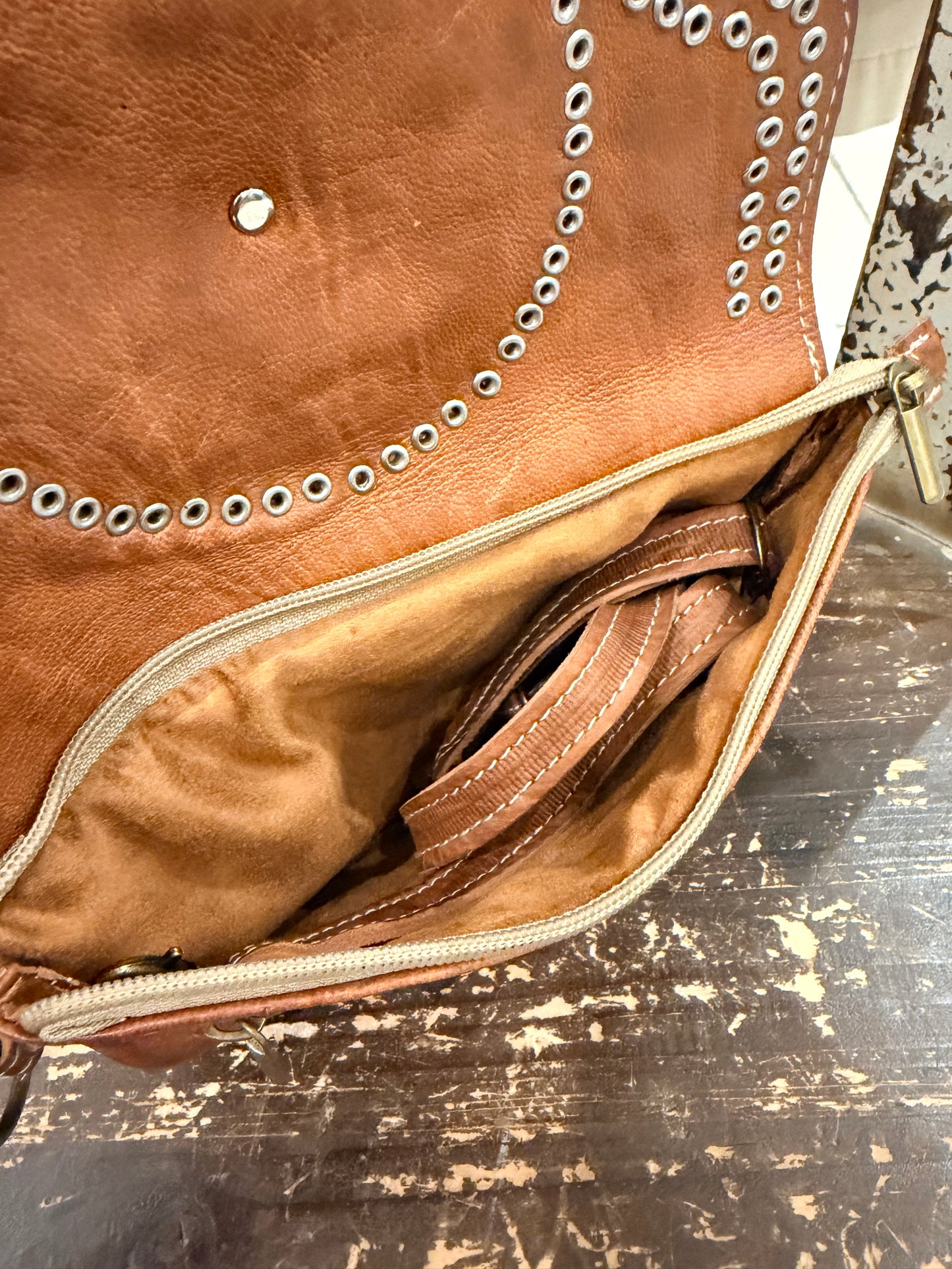 Maroc Leather Bag - tan/purple stone