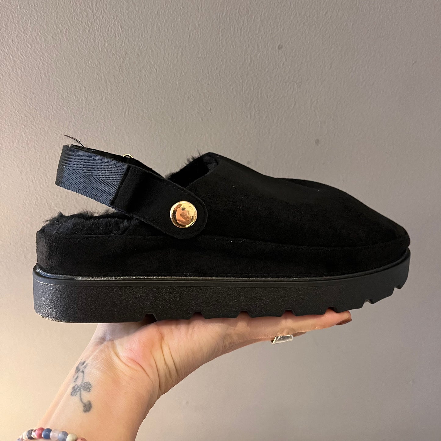 Sherling lined mules -black