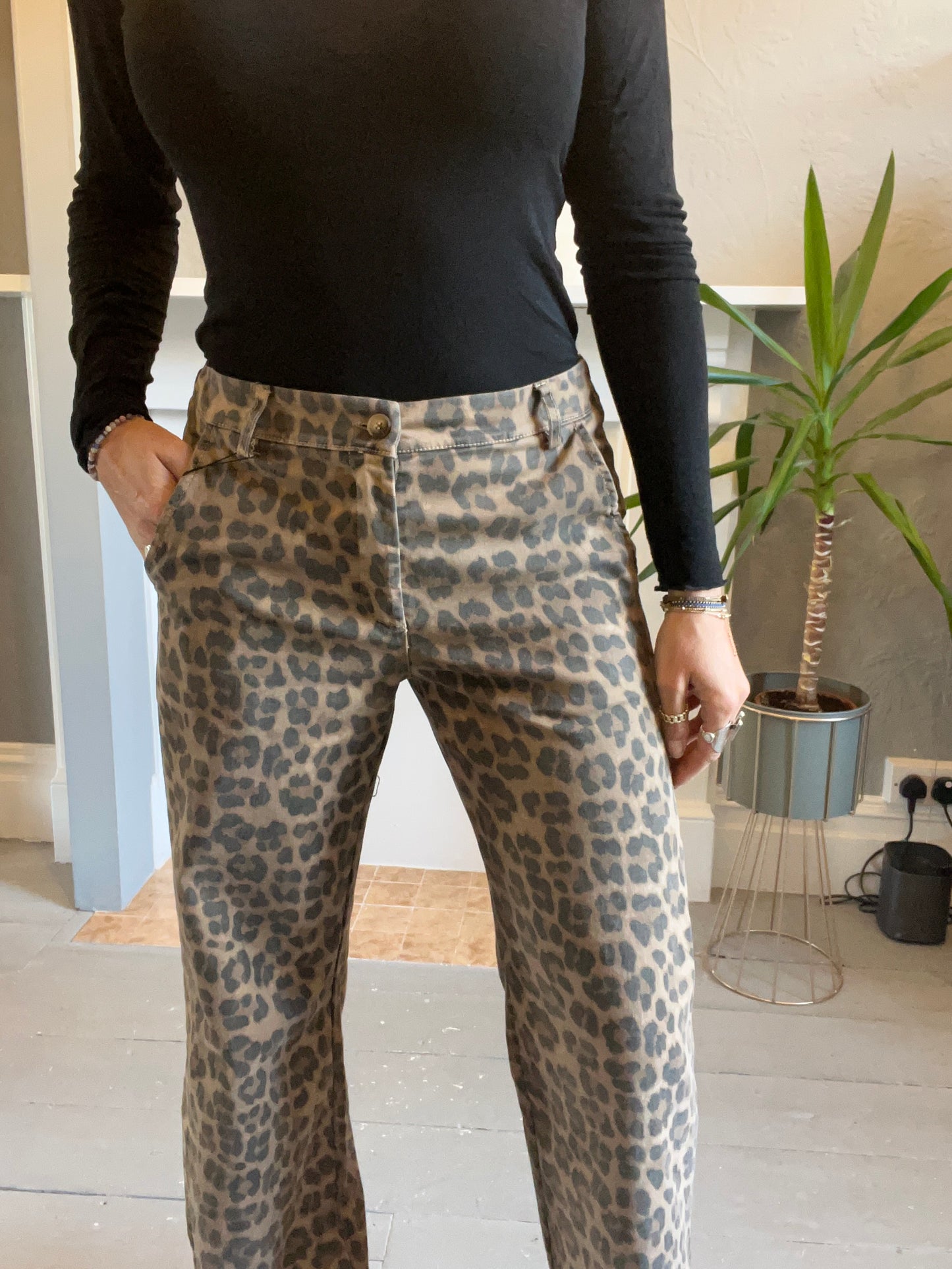BC Box Pants - leopard
