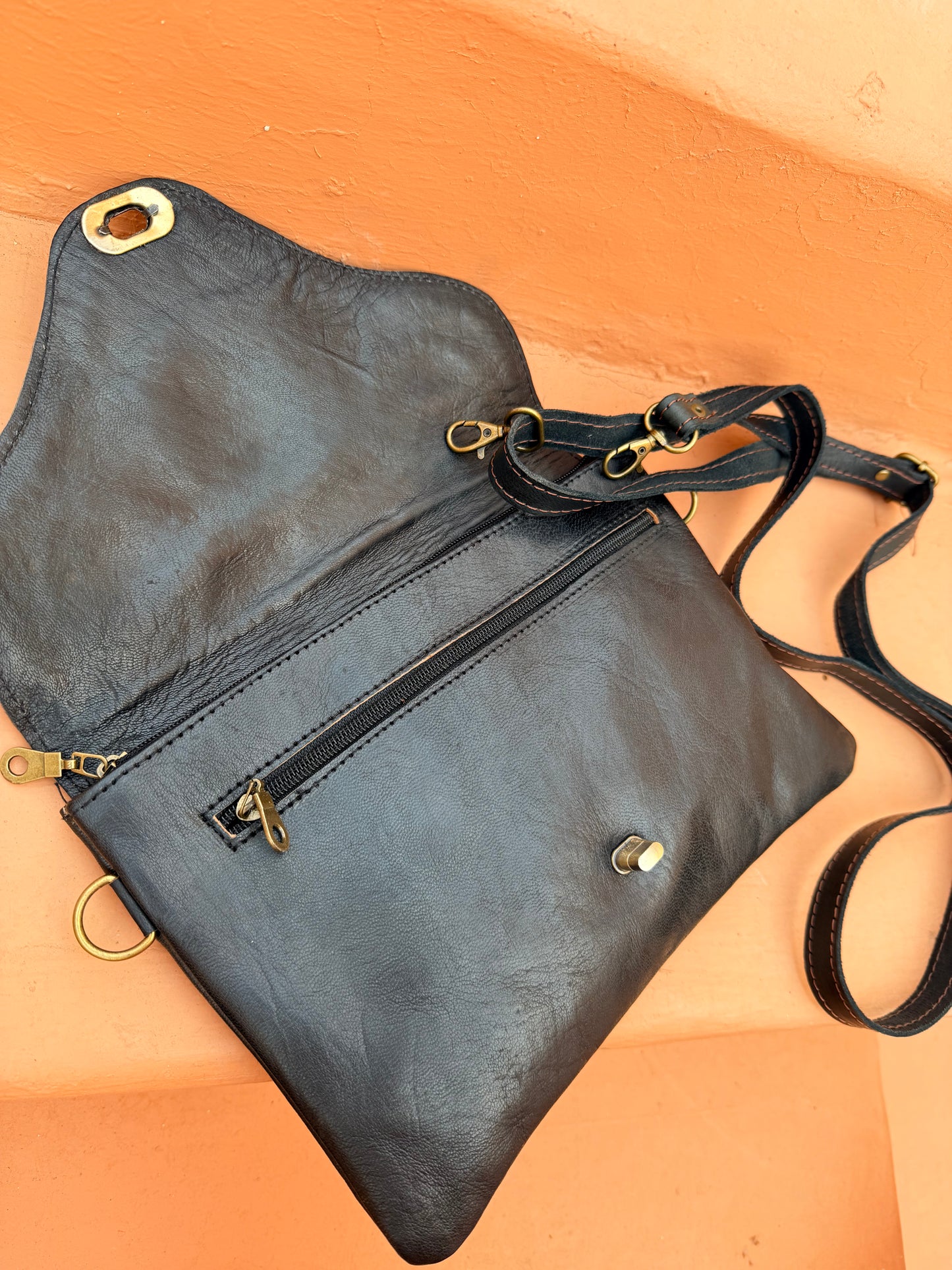 Maroc Leather Bag - black/yellow stones