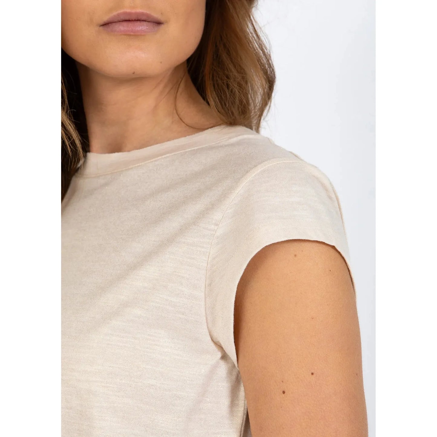 Coster Copenhagen Metallic Tee - Sand/Gold