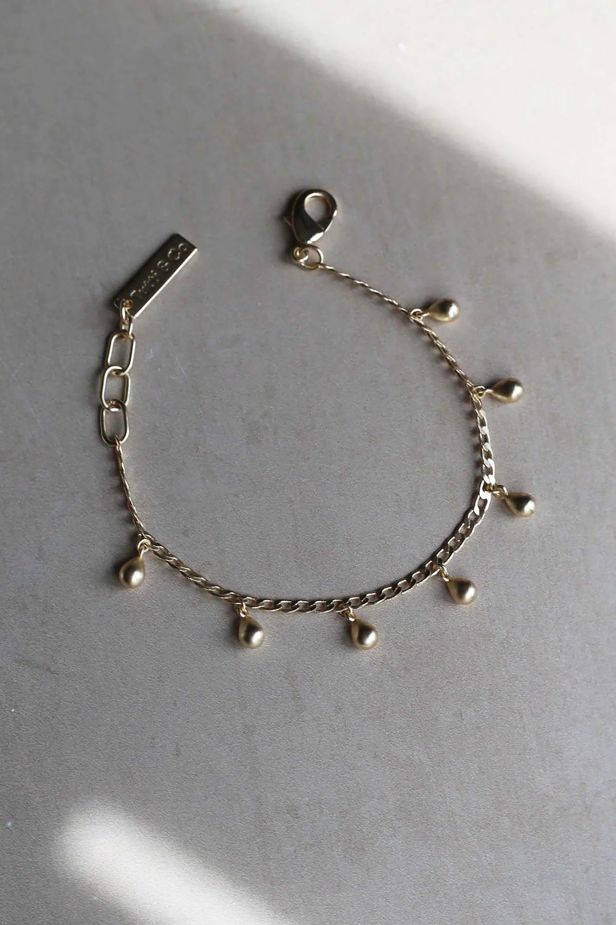 Teardrop Bracelet - Gold