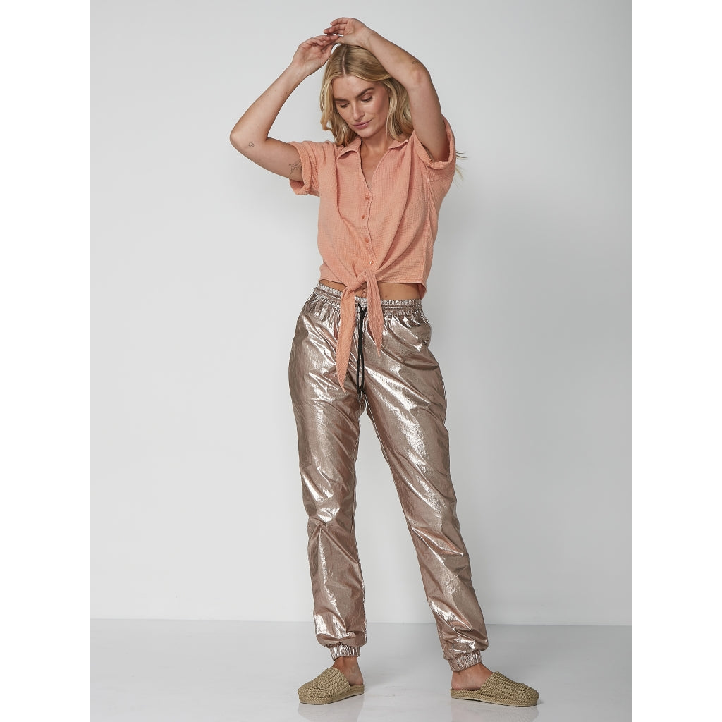 Peach shirt - orange