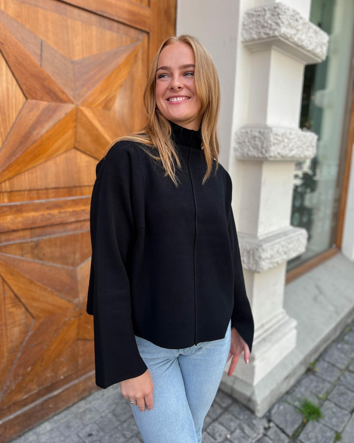 Second Female Stinna T-Neck Knit - black