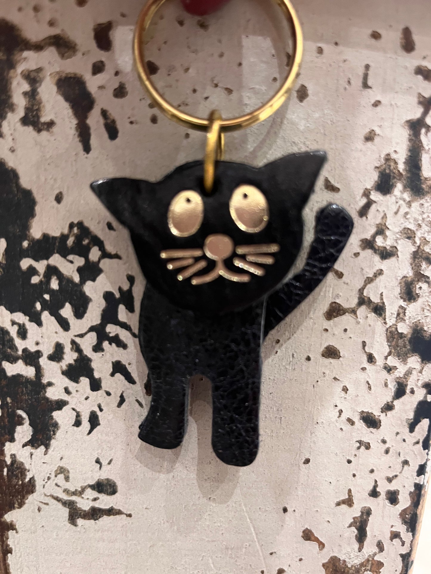 Leather cat keyring