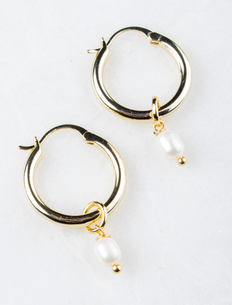 Olia pearl hoop earrings