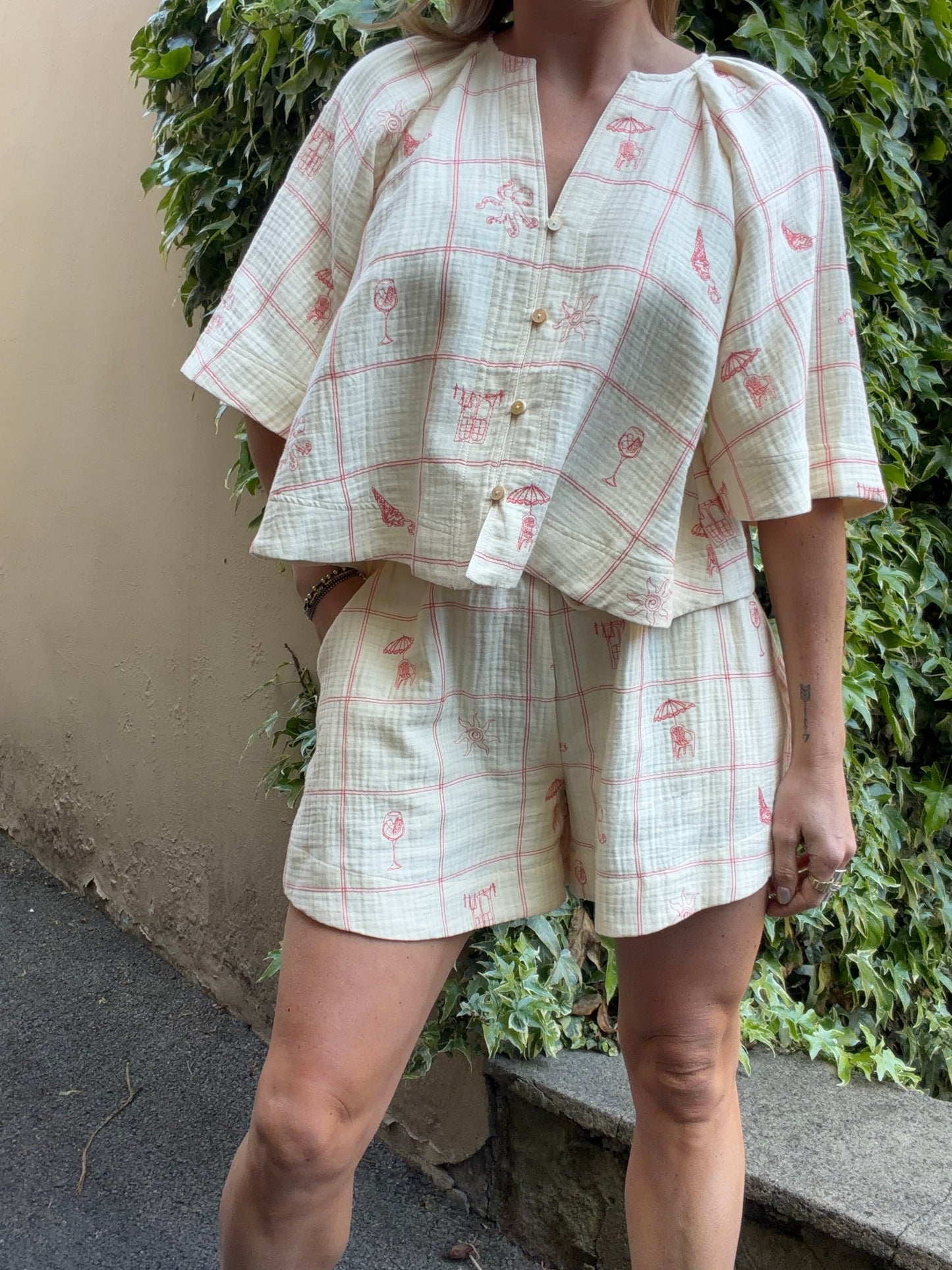 FRNCH Lorenzo Shorts - cream