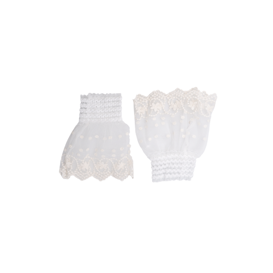 BC Reeva Lace Cuffs - off white