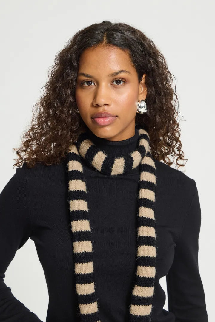 ICHI Rosemunde Scarf