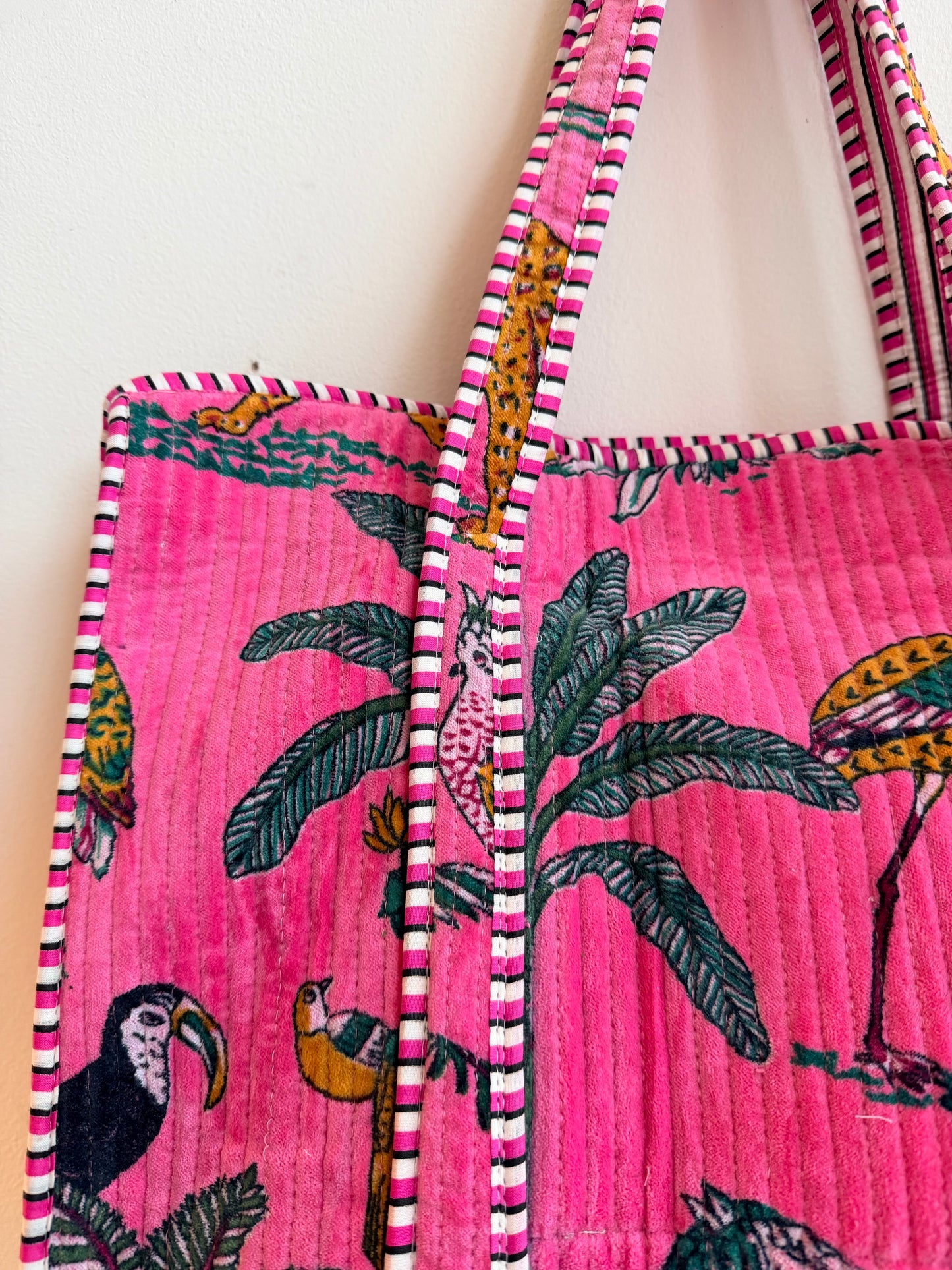 Velvet Jungle Shopper - pink
