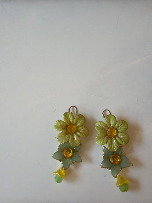 DW Double Flower Earrings - lime/green