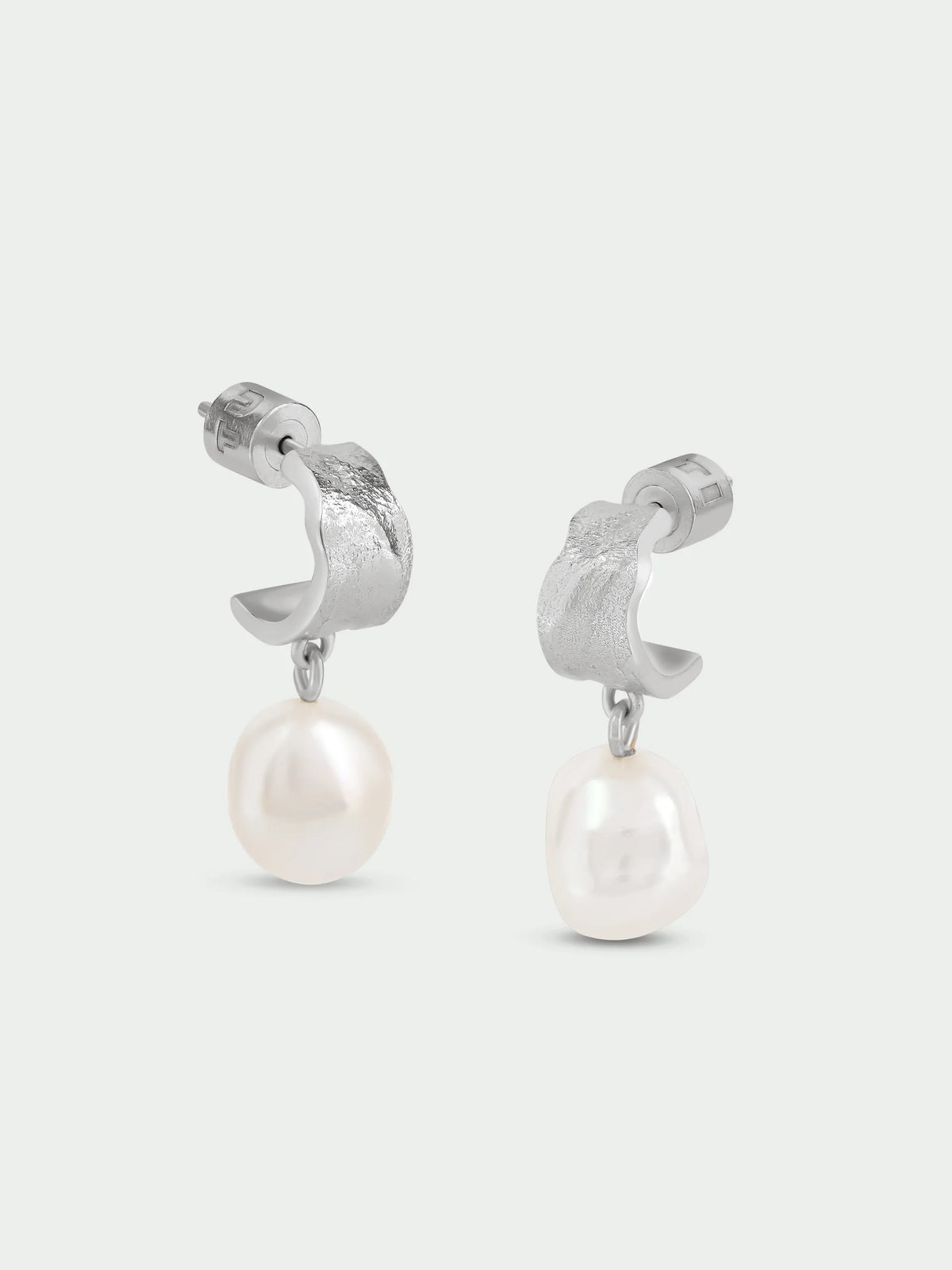Tutti & Co Freshwater Pearl Earrings - Silver
