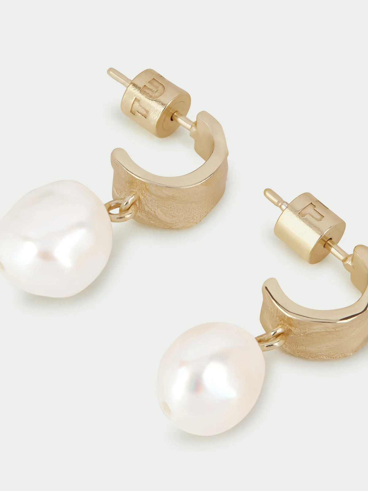 Tutti & Co Freshwater Pearl Earrings - Gold