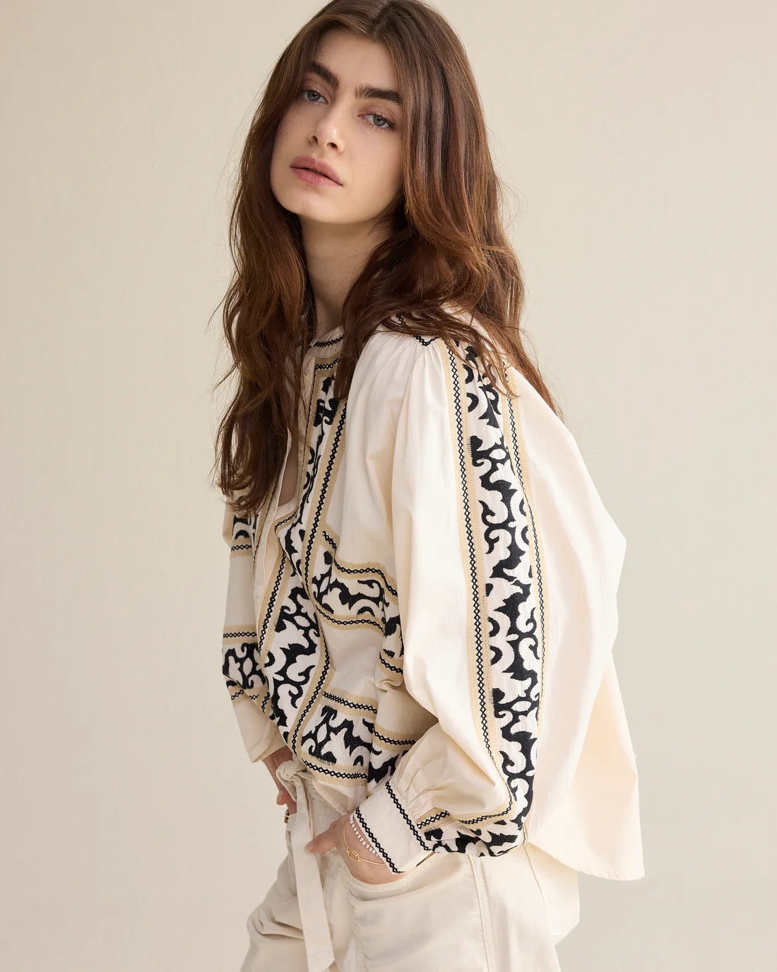Summum Embroidered Crisp Blouse