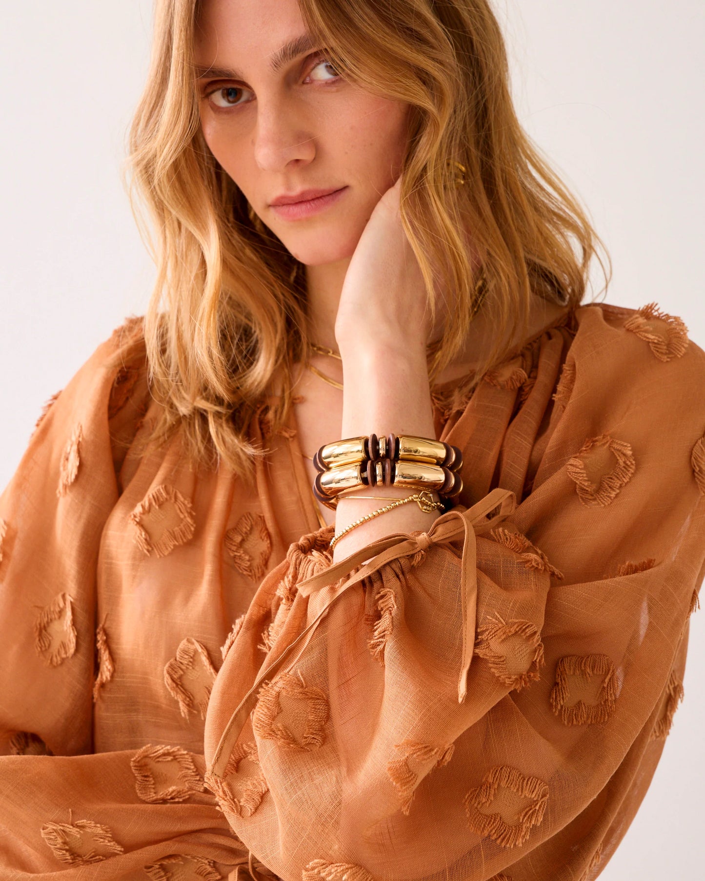 Summum Transparent Top with 3D Dots - Cinnamon