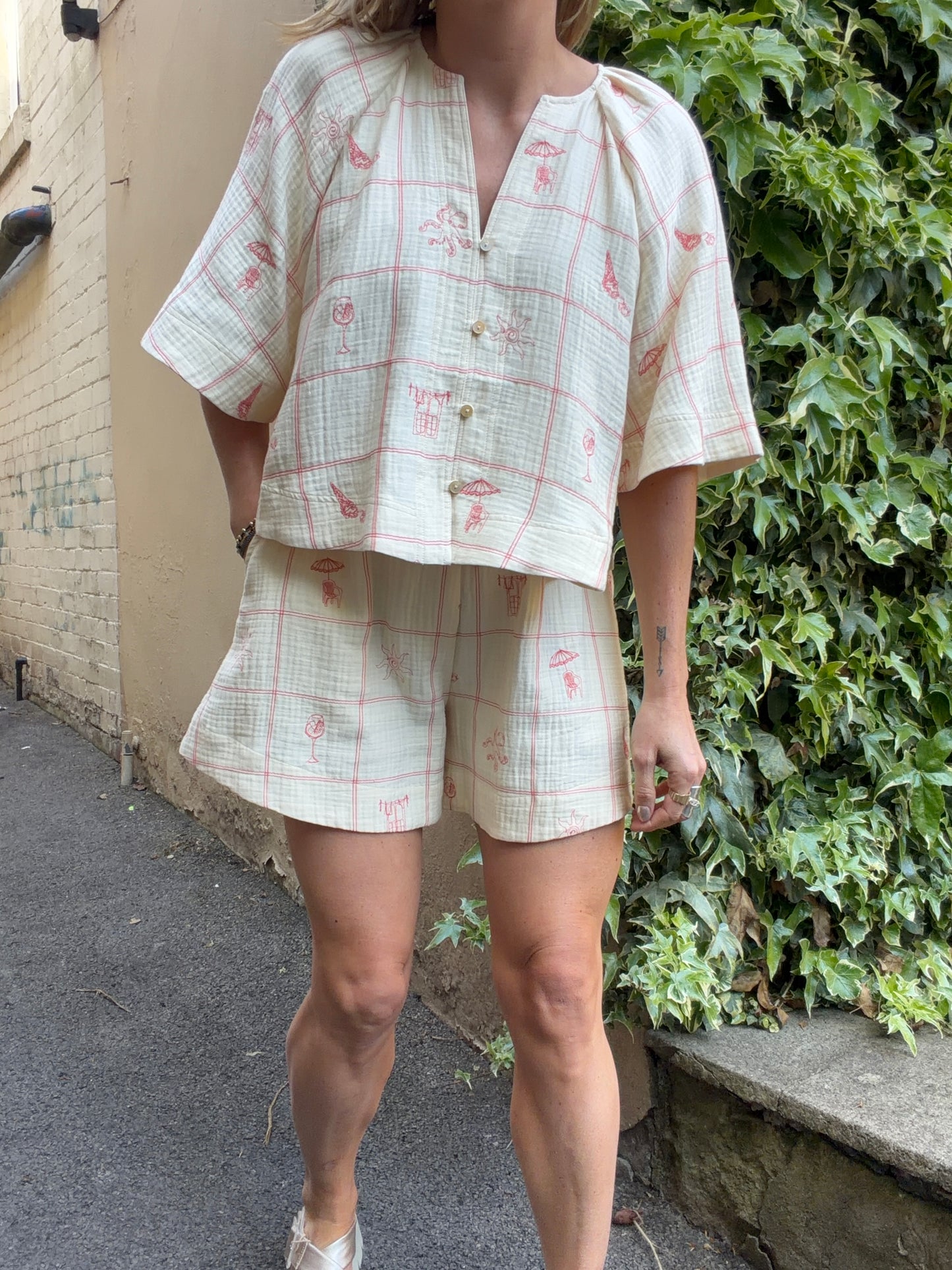 FRNCH Lorenzo Shorts - cream