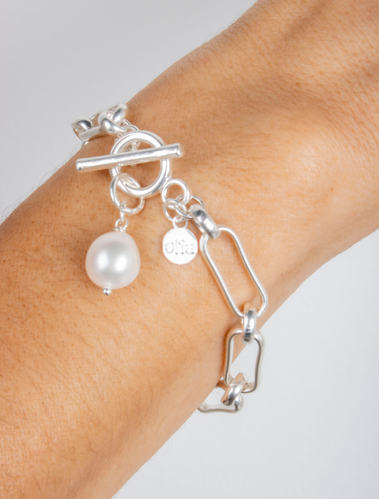 Olia link bracelet with pearl drop - 2 colours