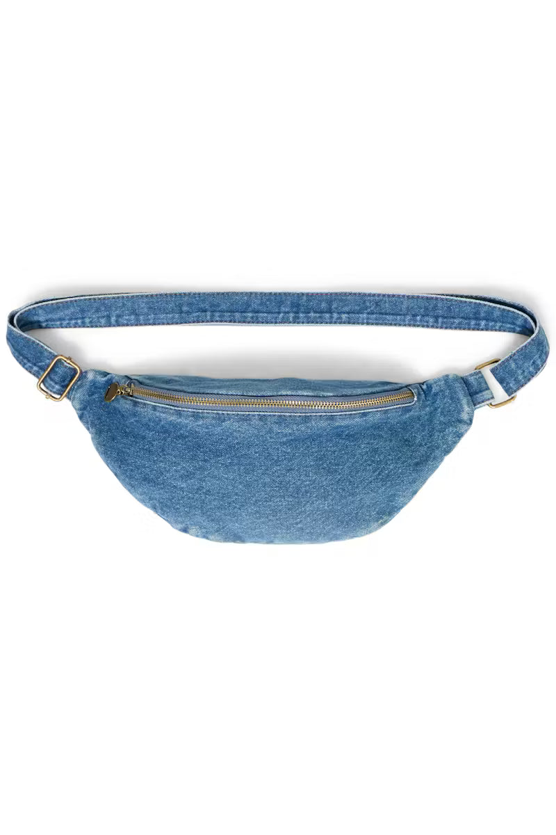 Fransa Alvina Bumbag