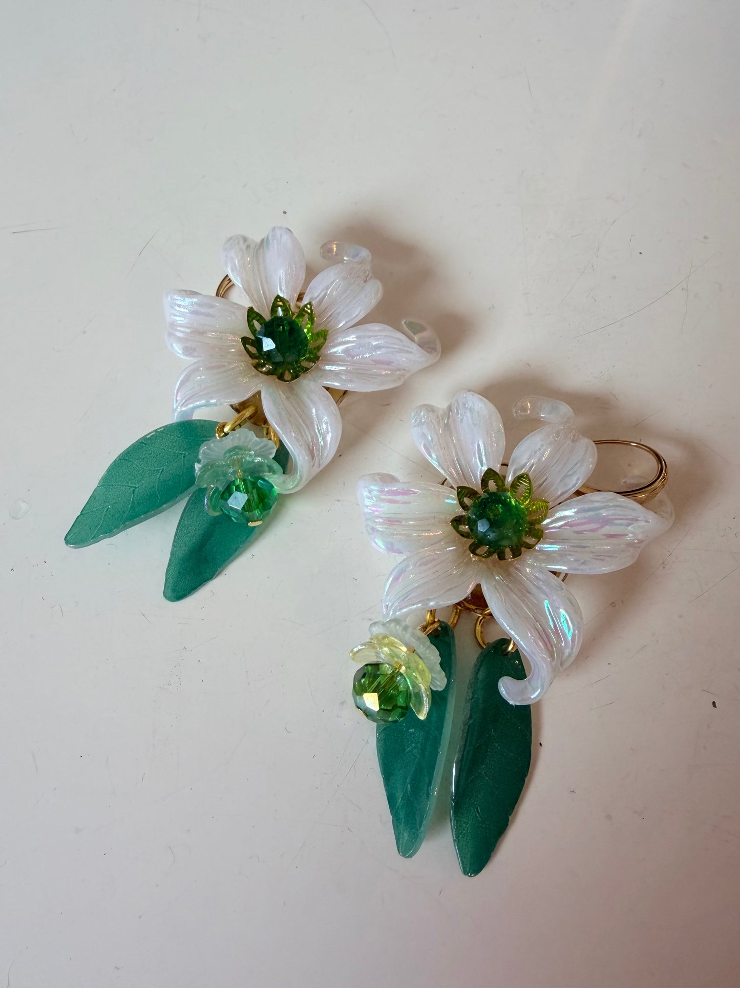 DW Flower Earrings - lily/green