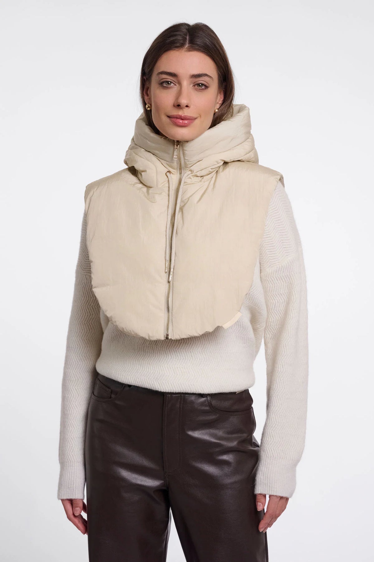 R&P Tabita Padded Hood - 4 colours