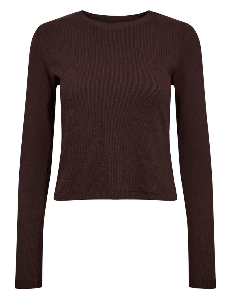 Numph Riley Cropped Tee - black coffee