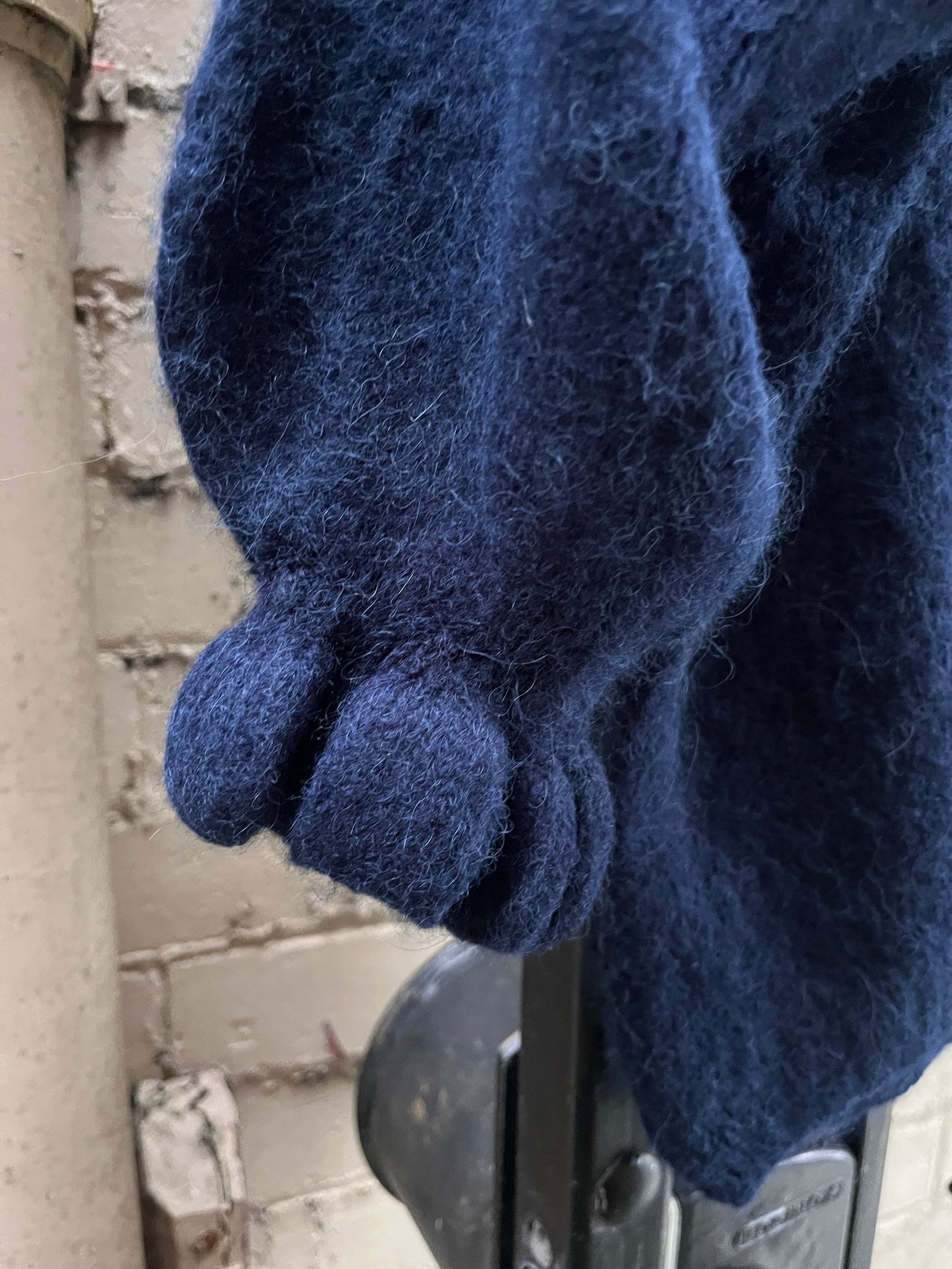 Frill sleeve cardi - navy