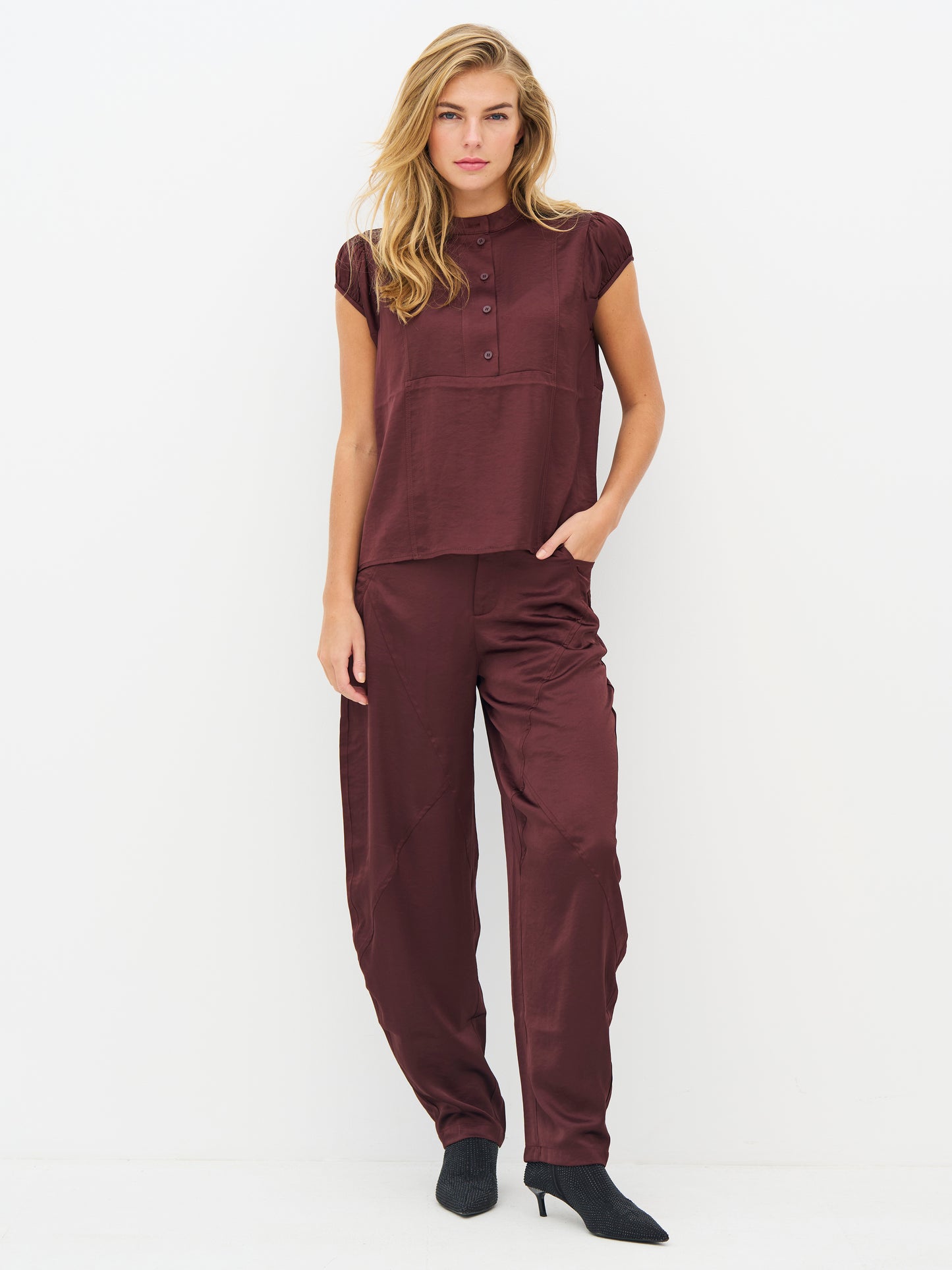 NU Denmark Emory Trousers - burgundy