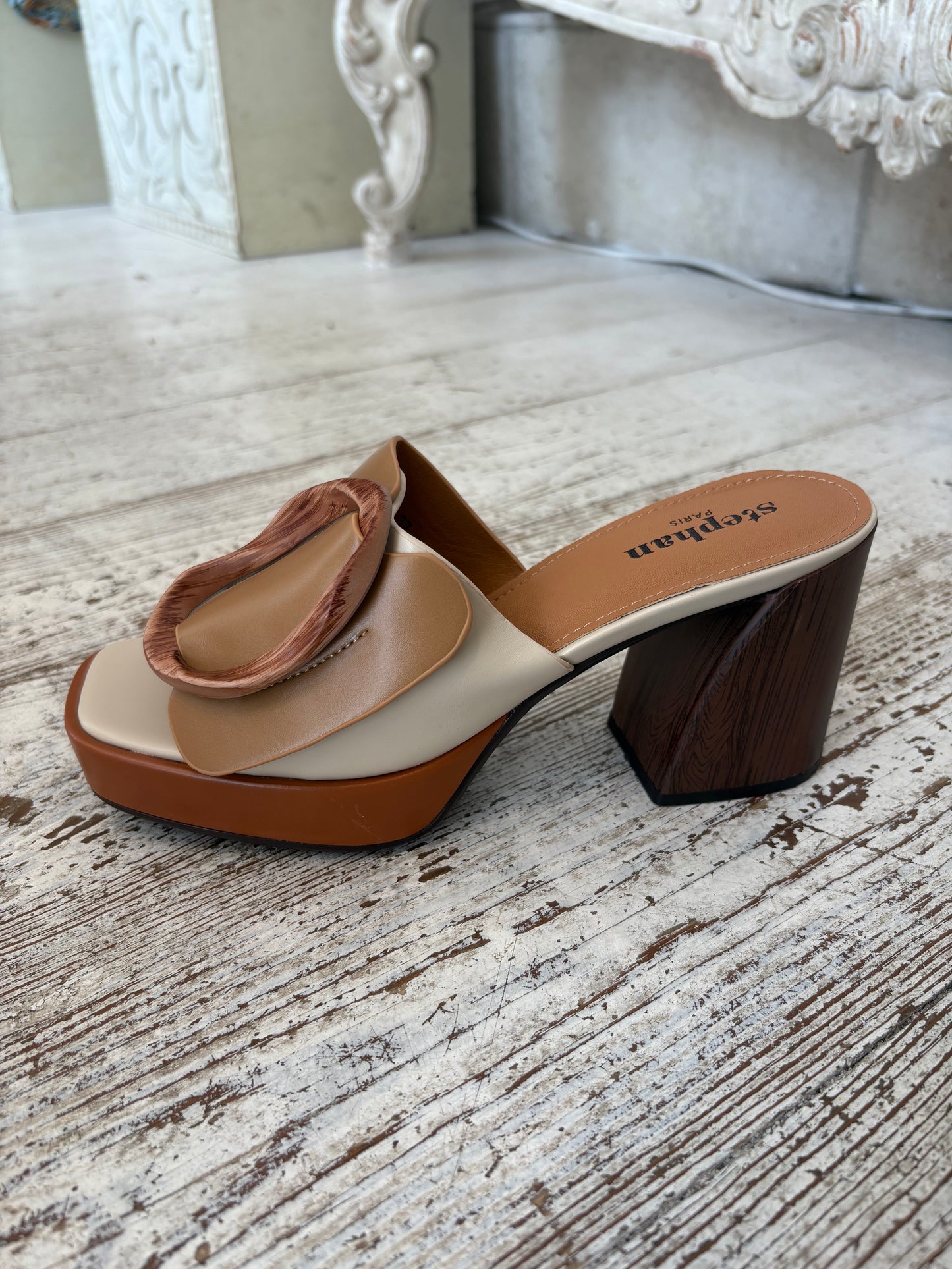 Block Heel Mules - Camel