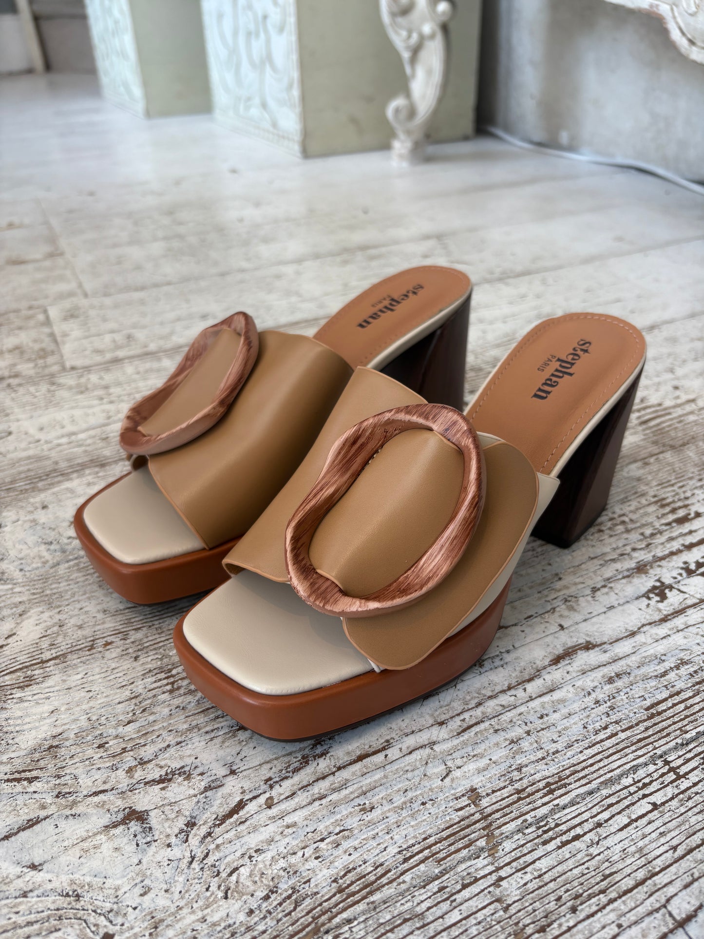 Block Heel Mules - Camel
