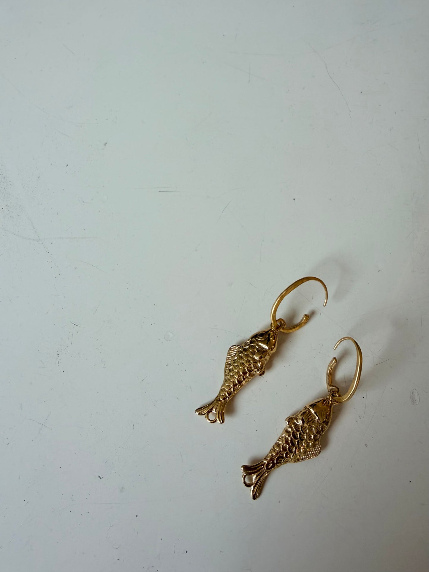DW Fish Earrings - gold