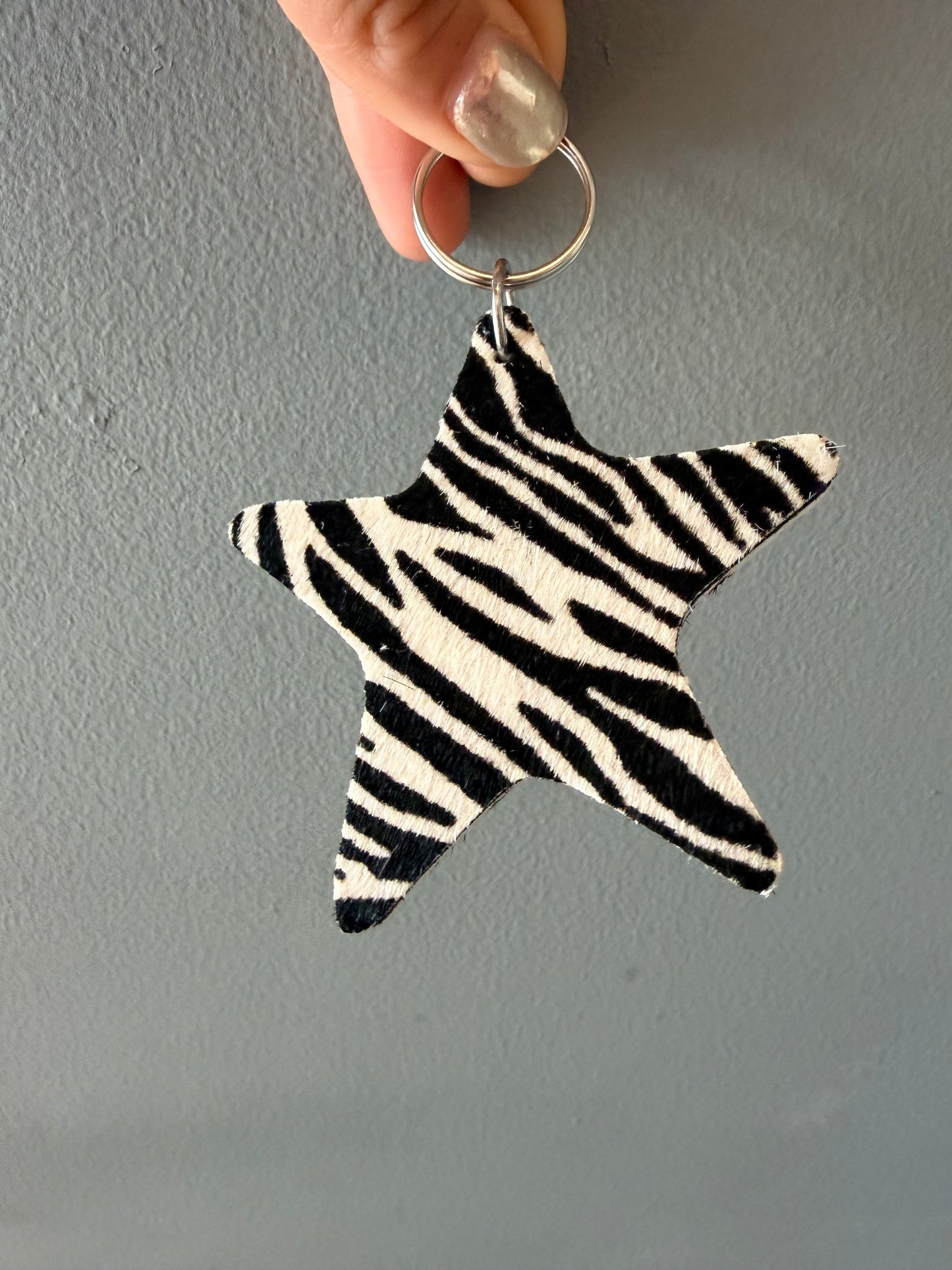 Leather star keyring