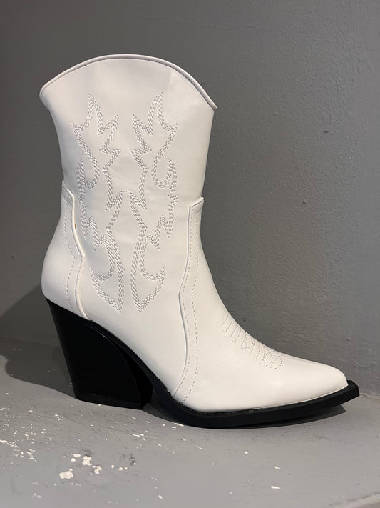 Western boots - white