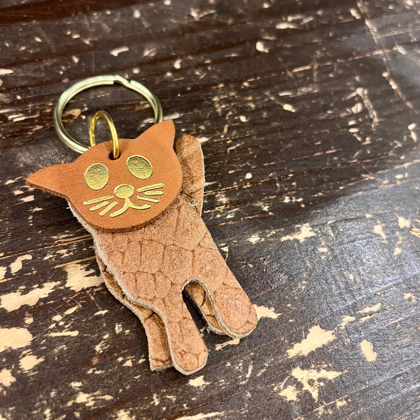 Leather cat keyring