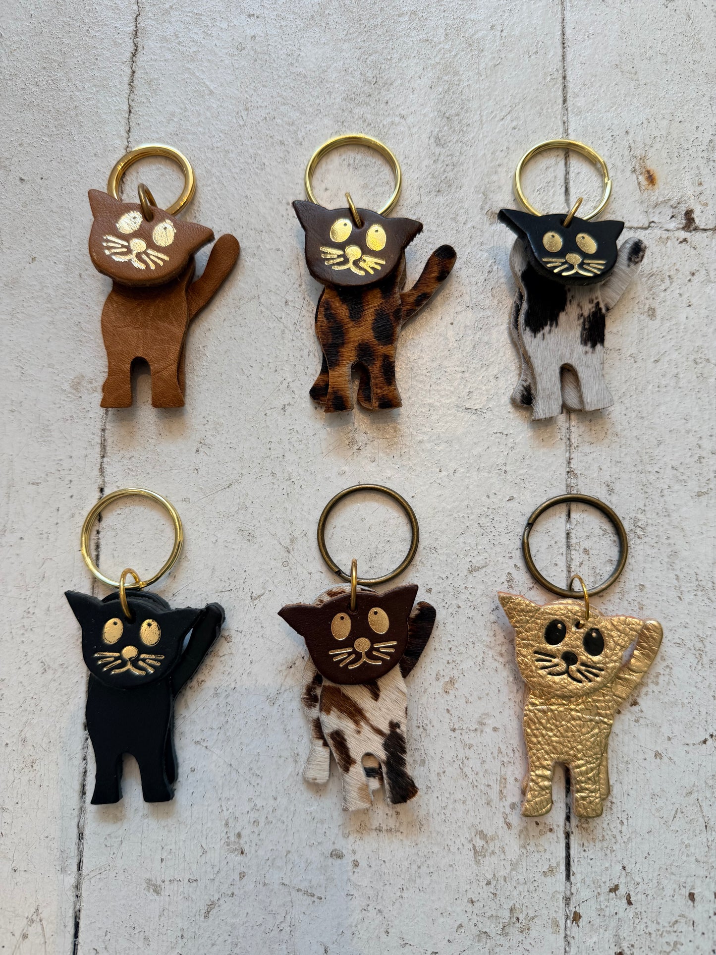 Leather cat keyring