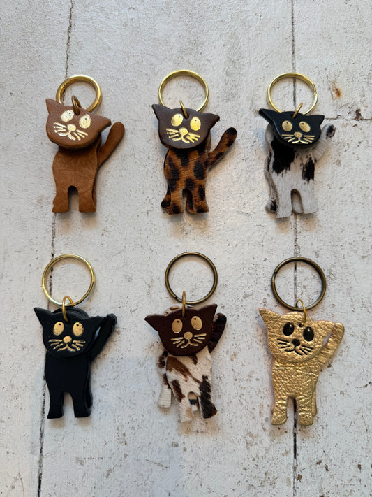 Leather cat keyring